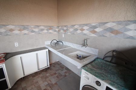 Casa à venda com 186m², 5 quartos e 3 vagasÁrea de Serviço e Area Gourmet