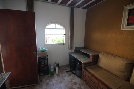 Casa à venda com 186m², 5 quartos e 3 vagasQuarto 5