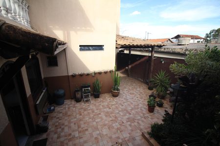 Casa à venda com 186m², 5 quartos e 3 vagasQuintal