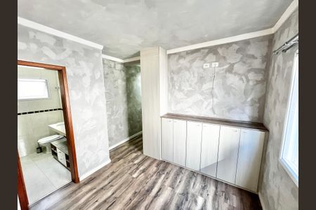 Casa de condomínio para alugar com 190m², 3 quartos e 4 vagasQuarto Suíte 1