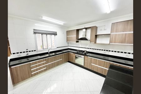 Casa de condomínio para alugar com 190m², 3 quartos e 4 vagasCozinha