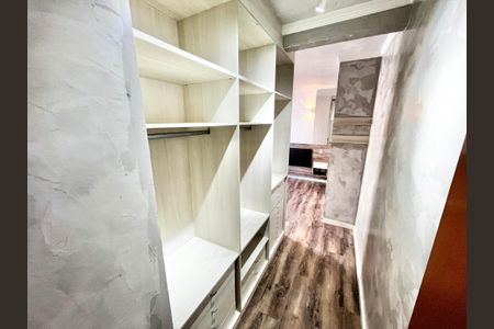 Casa de condomínio para alugar com 190m², 3 quartos e 4 vagasQuarto Suíte 1