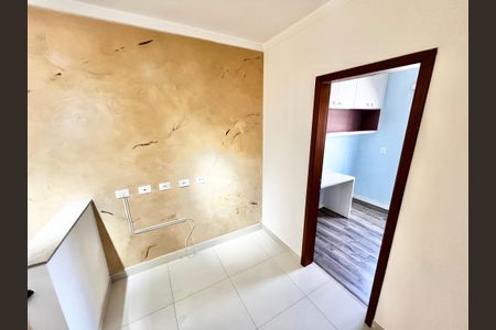 Casa de condomínio para alugar com 190m², 3 quartos e 4 vagasCopa