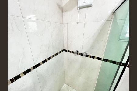 Casa de condomínio para alugar com 190m², 3 quartos e 4 vagasBanheiro da Suíte 1