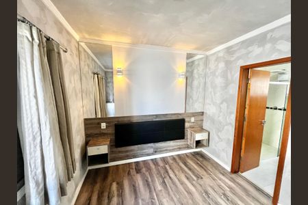 Casa de condomínio para alugar com 190m², 3 quartos e 4 vagasQuarto Suíte 1