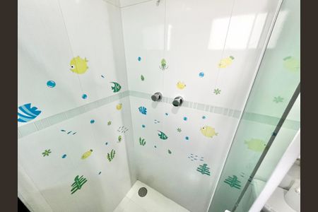 Casa de condomínio para alugar com 190m², 3 quartos e 4 vagasBanheiro da Suíte 2