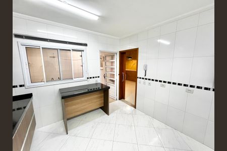 Casa de condomínio para alugar com 190m², 3 quartos e 4 vagasCozinha