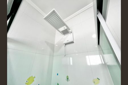 Casa de condomínio para alugar com 190m², 3 quartos e 4 vagasBanheiro da Suíte 2