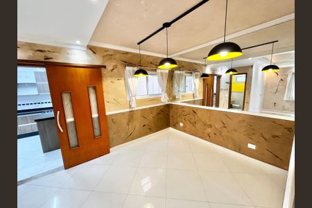 Casa de condomínio para alugar com 190m², 3 quartos e 4 vagassala