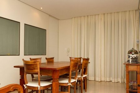 Sala de apartamento à venda com 4 quartos, 220m² em Vila da Serra, Nova Lima