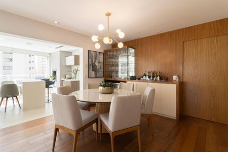 Sala de Jantar de apartamento à venda com 4 quartos, 196m² em Indianópolis, São Paulo