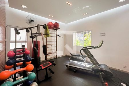 Apartamento à venda com 196m², 4 quartos e 3 vagas Apartamento à venda com 196m², 4 quartos e 3 vagasÁrea comum - Academia