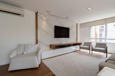 Apartamento à venda com 196m², 4 quartos e 3 vagas Apartamento à venda com 196m², 4 quartos e 3 vagasSala