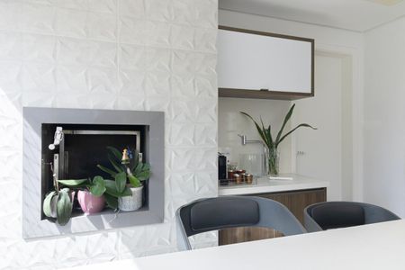 Apartamento à venda com 196m², 4 quartos e 3 vagas Apartamento à venda com 196m², 4 quartos e 3 vagasVaranda gourmet