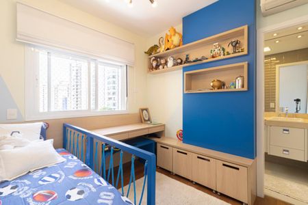 Apartamento à venda com 196m², 4 quartos e 3 vagas Apartamento à venda com 196m², 4 quartos e 3 vagasQuarto Suíte 3