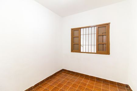 Casa para alugar com 2 quartos, 100m² em Vila Carmosina, São Paulo