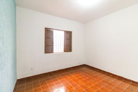 Casa para alugar com 2 quartos, 100m² em Vila Carmosina, São Paulo