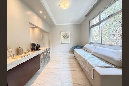 Apartamento à venda com 3 quartos, 130m² em Cruzeiro, Belo Horizonte