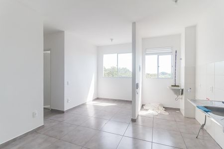 Sala de apartamento para alugar com 2 quartos, 45m² em Vila Perracini, Poá