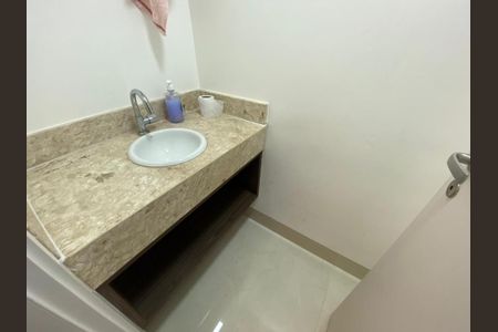 Apartamento para alugar com 108m², 3 quartos e 2 vagasBanheiro
