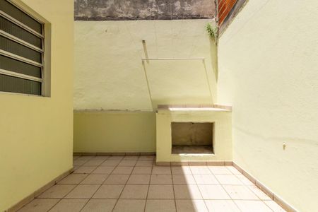 Casa à venda com 115m², 2 quartos e 1 vaga Casa à venda com 115m², 2 quartos e 1 vagaQuintal