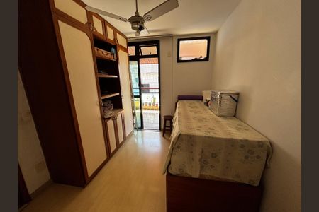Apartamento à venda com 347m², 5 quartos e 2 vagasQuarto de Serviço
