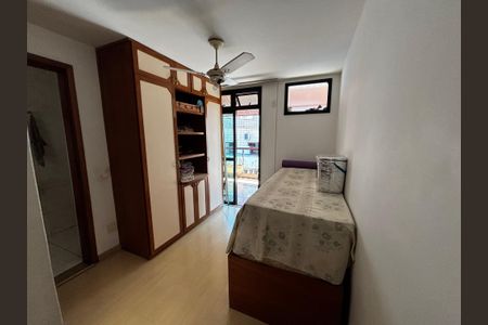 Apartamento à venda com 347m², 5 quartos e 2 vagasQuarto de Serviço