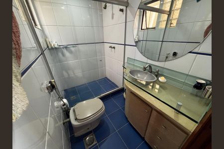 Apartamento à venda com 347m², 5 quartos e 2 vagasBanheiro da Suíte 4