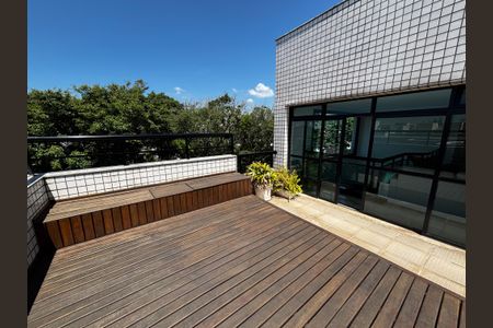 Apartamento à venda com 347m², 5 quartos e 2 vagasCobertura