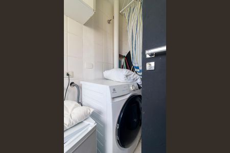 Apartamento para alugar com 106m², 2 quartos e 1 vagaÁrea de Serviço