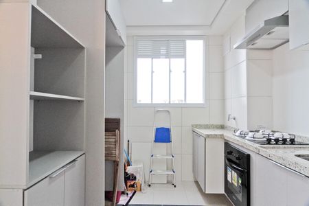 Apartamento para alugar com 40m², 2 quartos e sem vaga Apartamento para alugar com 40m², 2 quartos e sem vagaCozinha e Área de Serviço
