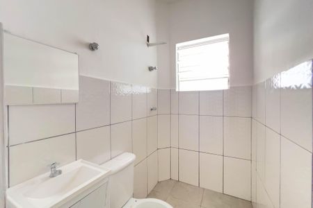 Banheiro de casa para alugar com 1 quarto, 65m² em Cambuci, São Paulo