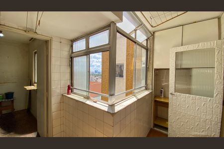 Apartamento à venda com 137m², 2 quartos e 1 vagaÁrea de Serviço