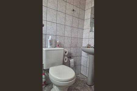 Casa à venda com 125m², 2 quartos e 2 vagasBanheiro