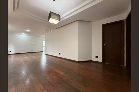 Apartamento para alugar com 4 quartos, 140m² em Buritis, Belo Horizonte