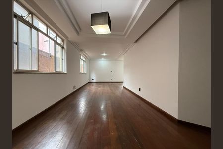 Apartamento para alugar com 4 quartos, 140m² em Buritis, Belo Horizonte
