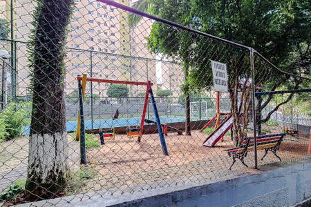 Apartamento à venda com 65m², 3 quartos e 1 vagaÁrea comum