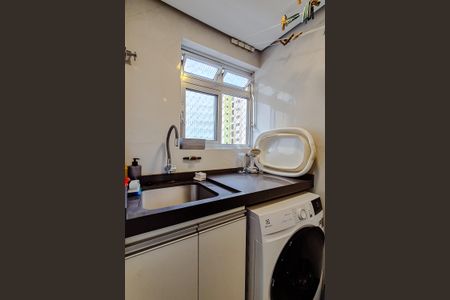 Apartamento à venda com 65m², 3 quartos e 1 vagaÁrea de Serviço