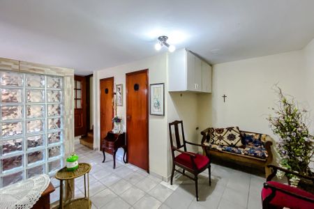 Casa à venda com 250m², 3 quartos e 2 vagas Casa à venda com 250m², 3 quartos e 2 vagasSala de Jantar