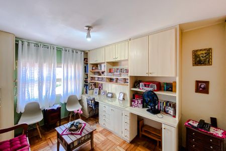 Casa à venda com 250m², 3 quartos e 2 vagas Casa à venda com 250m², 3 quartos e 2 vagasQuarto 2