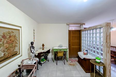 Casa à venda com 250m², 3 quartos e 2 vagas Casa à venda com 250m², 3 quartos e 2 vagasSala de Jantar