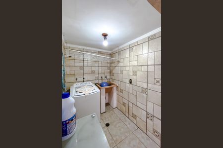 Casa à venda com 250m², 3 quartos e 2 vagas Casa à venda com 250m², 3 quartos e 2 vagasÁrea de Serviço