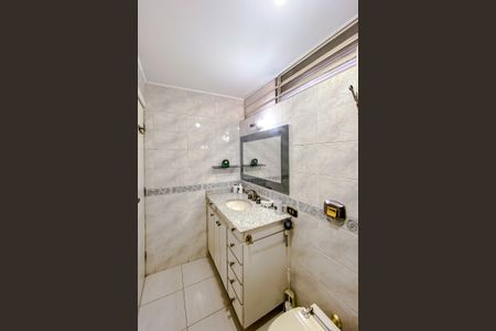 Casa à venda com 250m², 3 quartos e 2 vagas Casa à venda com 250m², 3 quartos e 2 vagasBanheiro