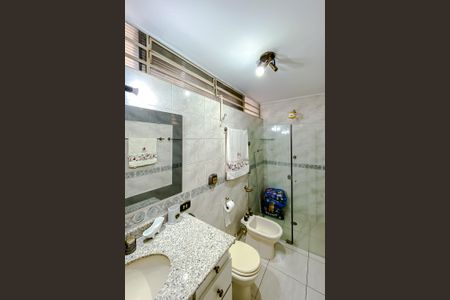 Casa à venda com 250m², 3 quartos e 2 vagas Casa à venda com 250m², 3 quartos e 2 vagasBanheiro