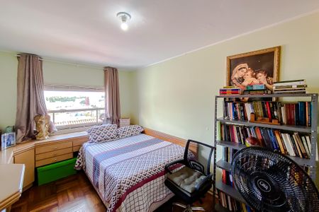 Casa à venda com 250m², 3 quartos e 2 vagas Casa à venda com 250m², 3 quartos e 2 vagasQuarto 3