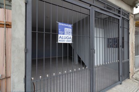 Casa para alugar com 70m², 2 quartos e 1 vagaFachada