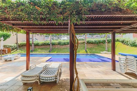 Apartamento à venda com 70m², 3 quartos e 1 vagaÁrea comum - Piscina