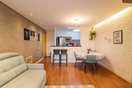 Sala de apartamento à venda com 3 quartos, 70m² em Vila Polopoli, São Paulo