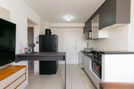 Sala de apartamento para alugar com 2 quartos, 32m² em Jardim Planalto, São Paulo