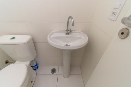 Apartamento para alugar com 32m², 2 quartos e sem vaga Apartamento para alugar com 32m², 2 quartos e sem vagaBanheiro